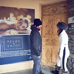 Готель Ih Mont Blanc