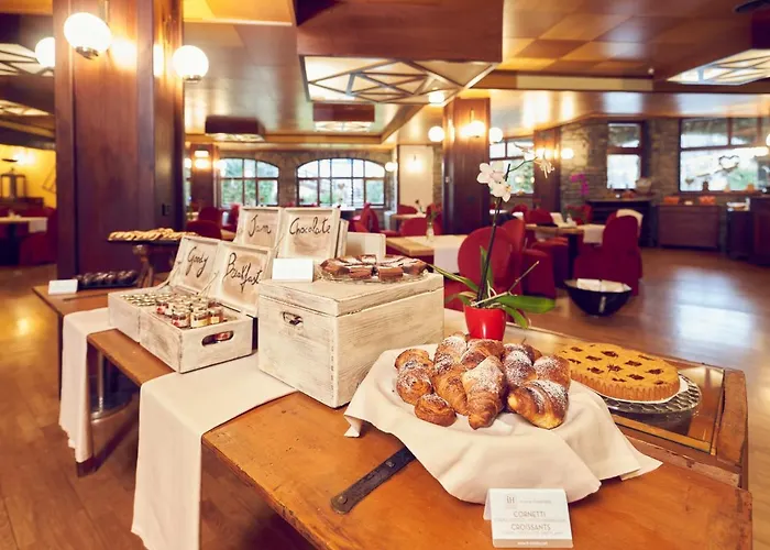 Ih Mont Blanc מלון קורמאיור