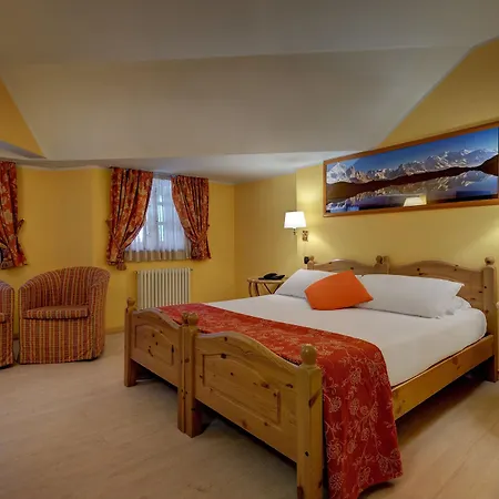 Ih Mont Blanc 4* Курмайор