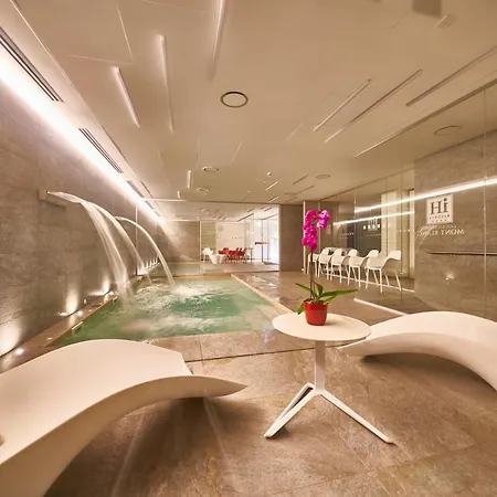 Отель Ih Mont Blanc 4*