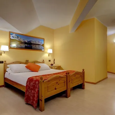 Ih Mont Blanc 4* Курмайор