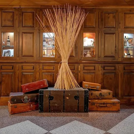 Ih Mont Blanc Отель Курмайор