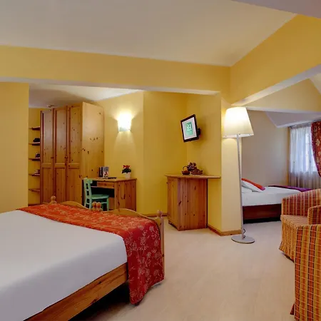 Отель Ih Mont Blanc Курмайор