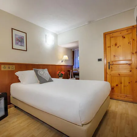 Ih Mont Blanc 4* Курмайор