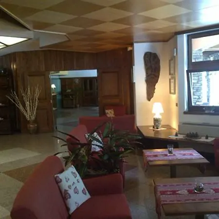 Hotel Ih Mont Blanc 4*