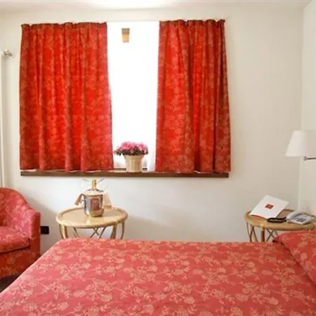 Ih Mont Blanc 4* Курмайор