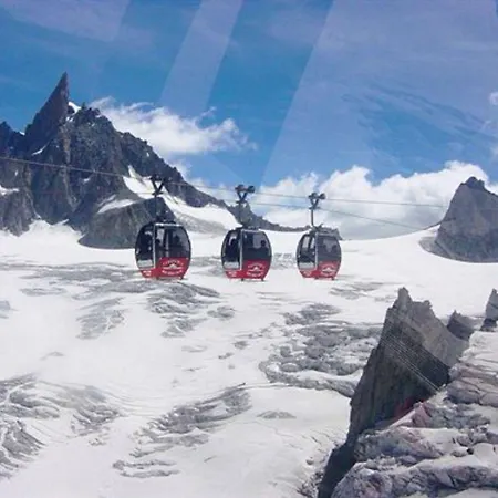 Ih Mont Blanc Hotel 4*