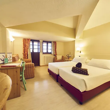 Ih Mont Blanc 4* Курмайор