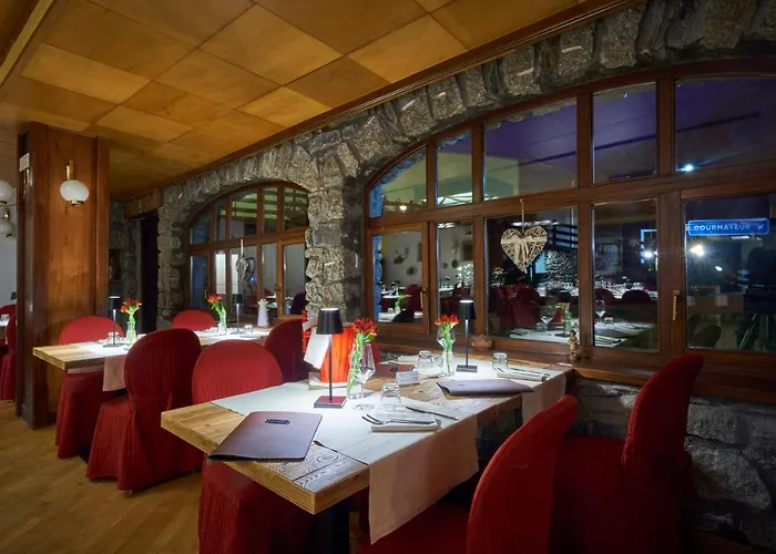 Szálloda Ih Mont Blanc 4*